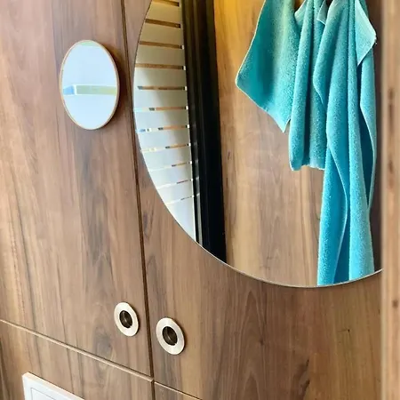 Wohlfuehlboot Hausboot - Festlieger In Der Marina Zaue Am - Wc An Bord - * Schwielochsee