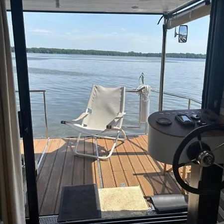 Wohlfuehlboot Hausboot - Festlieger In Der Marina Zaue Am - Wc An Bord - Botel Schwielochsee
