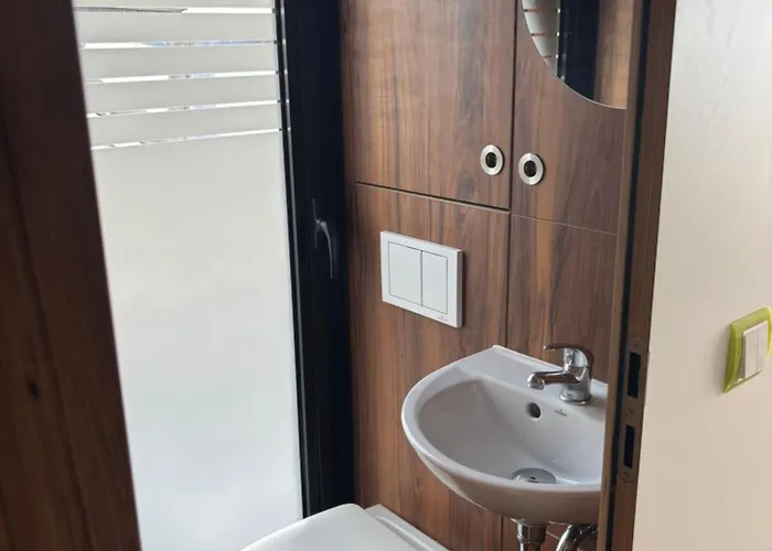 Wohlfuehlboot Hausboot - Festlieger In Der Marina Zaue Am - Incl Stand Up Board Bådhotel Schwielochsee