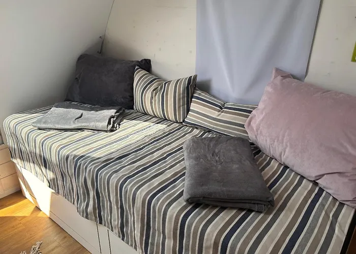 Wohlfuehlboot Hausboot - Festlieger In Der Marina Zaue Am - Incl Stand Up Board * Schwielochsee