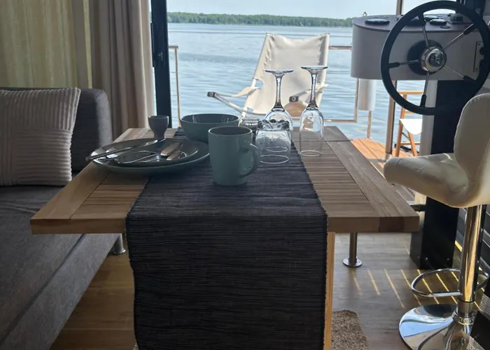 Bådhotel Wohlfuehlboot Hausboot - Festlieger In Der Marina Zaue Am - Incl Stand Up Board